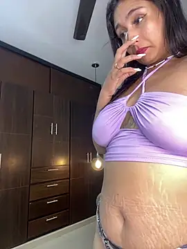 Snapshot of Rose_monroee chatting on November 19, 2025, 7:25 pm Rose monroee online show from November 19, 2025, 7:25 pm