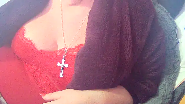 Playful MILF Demi online show from February 19, 2026, 10:18 pm