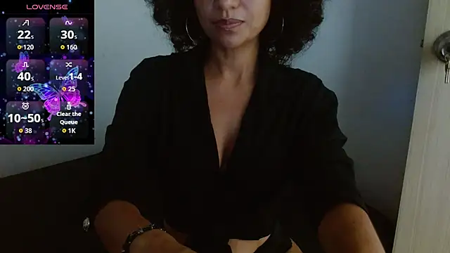 Snapshot of Seductress_Malia chatting on June 25, 2026, 4:12 pm Seductress Malia online show from June 25, 2026, 4:12 pm