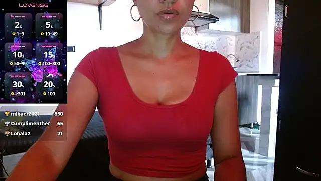 Snapshot of Seductress_Malia chatting on June 30, 2026, 3:56 pm Seductress Malia online show from June 30, 2026, 3:56 pm