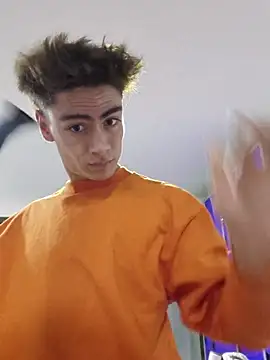 Snapshot of Sam_Clark chatting on November 20, 2025, 3:51 am Sam Clark online show from November 20, 2025, 3:51 am