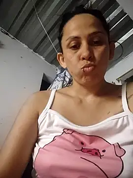 Snapshot of sexy_butterfly_1 chatting on October 20, 2025, 4:36 am sexy butterfly 1 online show from October 20, 2025, 4:36 am