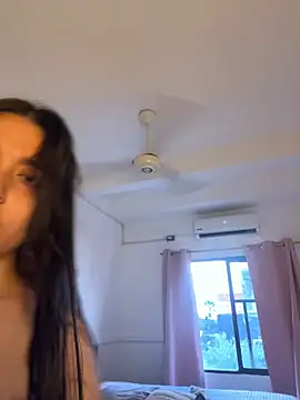 Snapshot of Nhefertary chatting on July 18, 2026, 11:02 pm Nhefertary online show from July 18, 2026, 11:02 pm