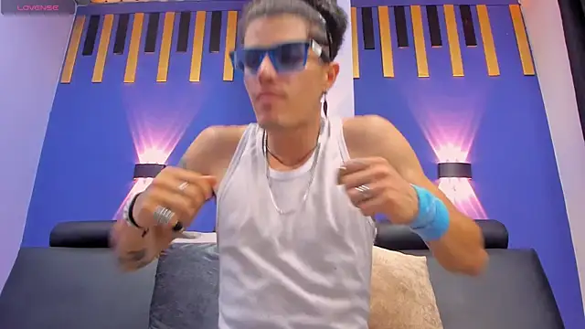 Snapshot of imsammytop chatting on October 24, 2025, 11:20 am imsammytop online show from October 24, 2025, 11:20 am