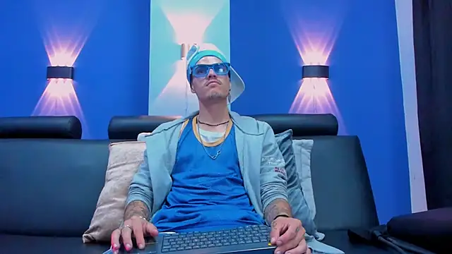 Snapshot of imsammytop chatting on October 30, 2025, 11:19 am imsammytop online show from October 30, 2025, 11:19 am