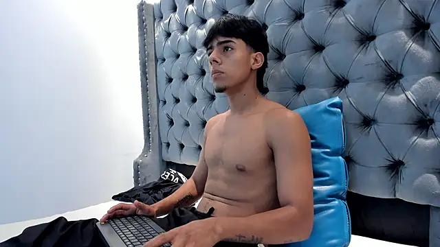 Snapshot of JACCOCK_4 chatting on November 20, 2025, 3:40 am JACCOCK 4 online show from November 20, 2025, 3:40 am