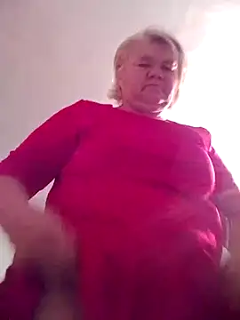 LusiyaGold5 online show from November 7, 2025, 8:46 pm