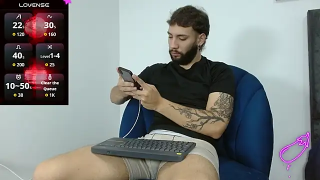 angel kyrozz online show from November 23, 2025, 7:13 pm