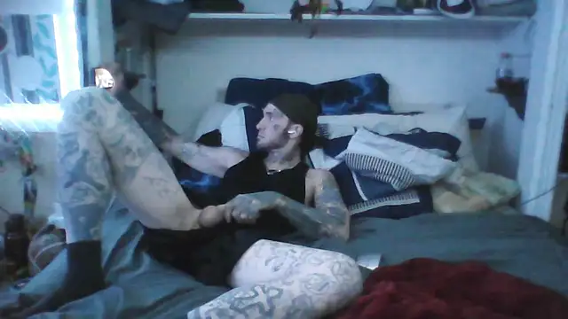 SWAGGDaddy93 online show from February 12, 2026, 7:41 am