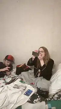 amandatheblondewife online show from January 18, 2026, 4:05 am