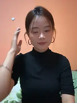qingzi1218 online show from October 9, 2025, 10:16 am