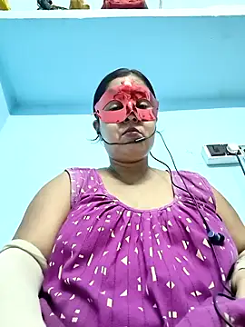 misti02 online show from October 22, 2025, 5:34 pm