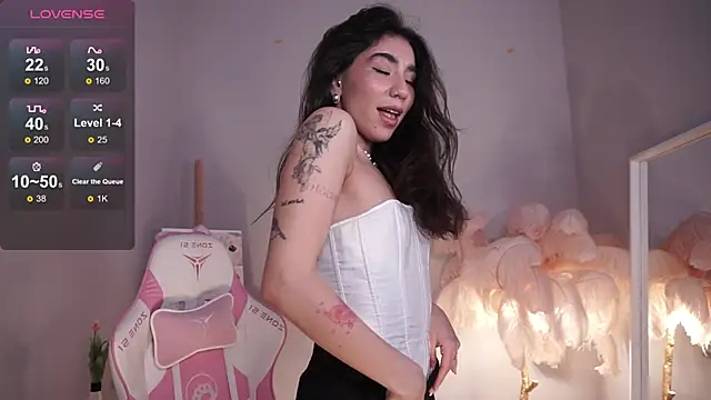 Snapshot of YokoKoko_ chatting on November 2, 2025, 6:07 am YokoKoko online show from November 2, 2025, 6:07 am