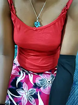 Snapshot of Chennai-couples chatting on November 4, 2025, 5:22 am Chennai-couples online show from November 4, 2025, 5:22 am