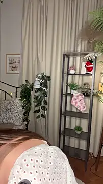 ThelmaJusto online show from February 23, 2026, 3:56 pm