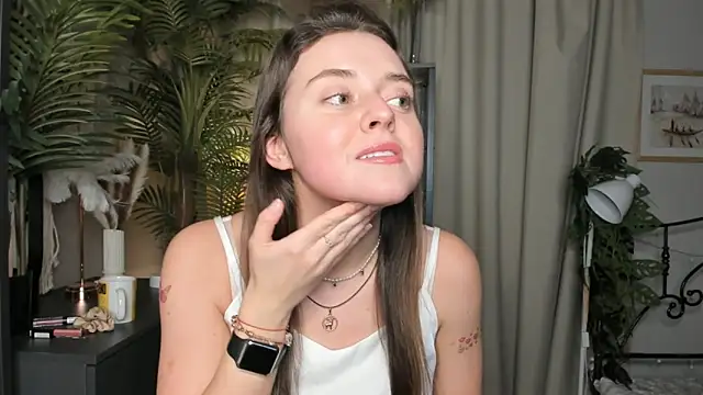 Snapshot of ThelmaJusto chatting on October 26, 2025, 2:28 pm ThelmaJusto online show from October 26, 2025, 2:28 pm