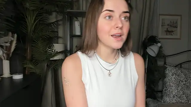 Snapshot of ThelmaJusto chatting on November 14, 2025, 3:48 pm ThelmaJusto online show from November 14, 2025, 3:48 pm