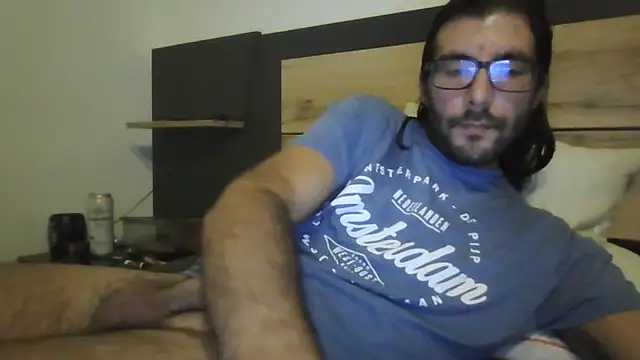 Snapshot of Arbneh69 chatting on October 15, 2025, 4:37 pm Arbneh69 online show from October 15, 2025, 4:37 pm