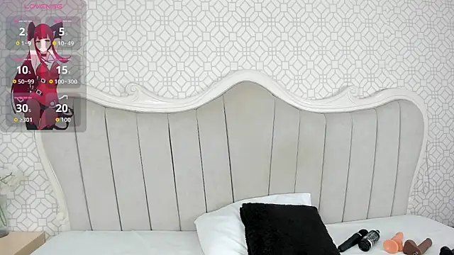 MarcelaCortes online show from February 4, 2026, 9:43 pm