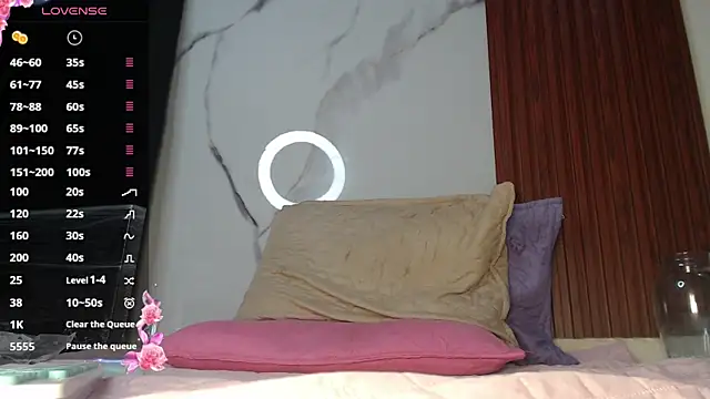 Kim Browns online show from June 4, 2026, 2:27 am