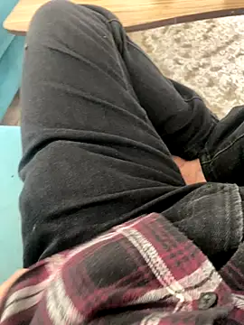 LiplikeSign724 online show from November 19, 2025, 10:48 am