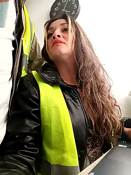 Snapshot of Nata-A77 chatting on October 18, 2025, 9:06 pm Nata-A77 online show from October 18, 2025, 9:06 pm