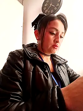 Snapshot of Nata-A77 chatting on November 21, 2025, 2:05 pm Nata-A77 online show from November 21, 2025, 2:05 pm