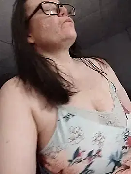 Snapshot of Lauren2012ss chatting on November 7, 2025, 8:52 am Lauren2012ss online show from November 7, 2025, 8:52 am