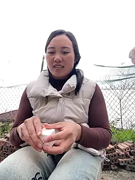 Pii x online show from December 4, 2025, 6:45 am