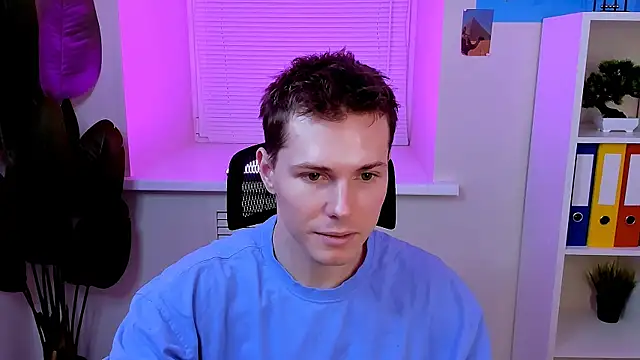 Hector Spector online show from December 4, 2025, 10:47 am