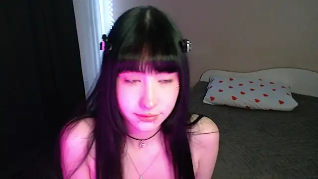 Snapshot of NaemiiBlush chatting on November 2, 2025, 10:20 am NaemiiBlush online show from November 2, 2025, 10:20 am