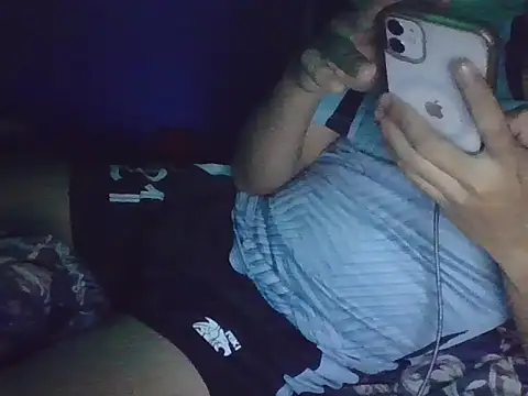 Snapshot of Boyshuaaa chatting on March 22, 2026, 6:42 pm Boyshuaaa online show from March 22, 2026, 6:42 pm