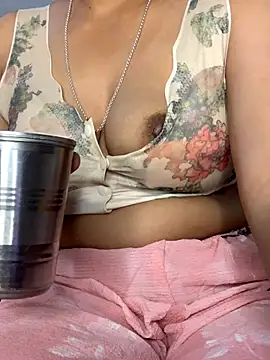 bindiyarani01 online show from December 14, 2025, 2:51 am