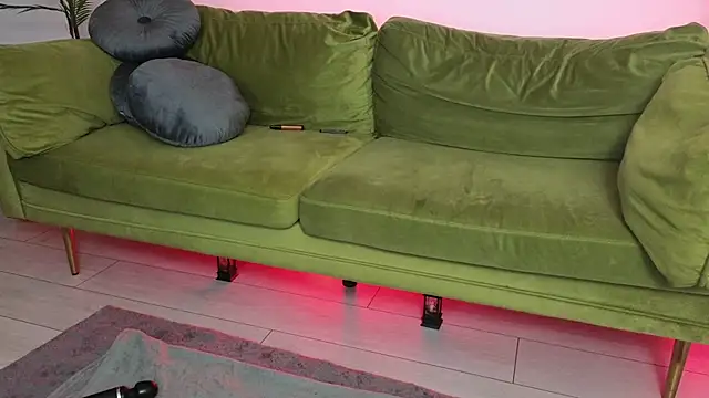 Ashley luxx online show from November 3, 2025, 7:46 am