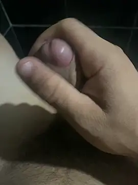 josezinho121314 online show from February 18, 2026, 11:34 pm