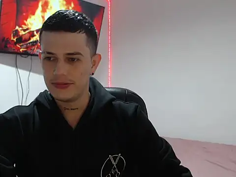 Mylo smit online show from October 22, 2025, 4:23 am