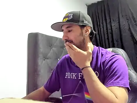 Snapshot of coolfriki chatting on October 26, 2025, 3:07 am coolfriki online show from October 26, 2025, 3:07 am