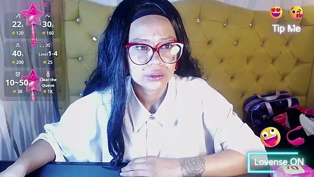 blackxstar11 online show from December 22, 2025, 2:22 am