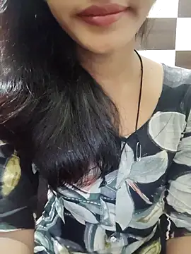 anjali2351 online show from November 9, 2025, 11:20 pm