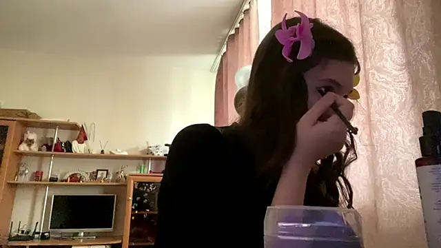 AlmetaBradicich online show from October 12, 2025, 5:20 am