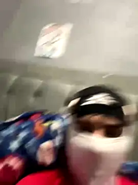 Snapshot of lain213 chatting on October 27, 2025, 5:08 am lain213 online show from October 27, 2025, 5:08 am