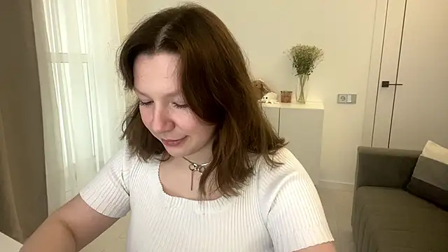 TamekiaSamii online show from December 3, 2025, 7:08 am