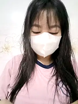 Snapshot of Xuka203 chatting on April 28, 2026, 12:42 am Xuka203 online show from April 28, 2026, 12:42 am