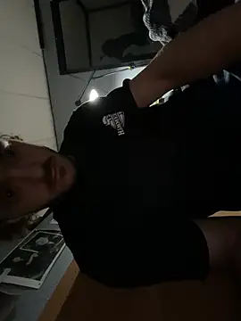 LumpaCoal online show from February 11, 2026, 7:19 am