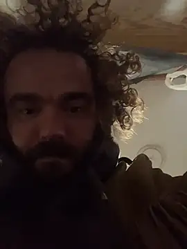 LumpaCoal online show from November 9, 2025, 4:11 pm