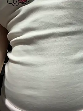 Beyeuuu online show from March 24, 2026, 1:38 am