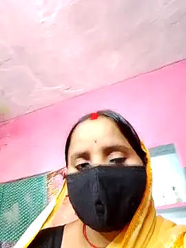 Snapshot of Cr_sonam chatting on November 30, 2025, 6:25 am Cr sonam online show from November 30, 2025, 6:25 am