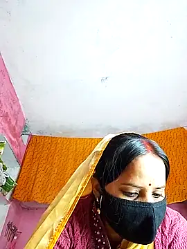 Snapshot of Cr_sonam chatting on December 16, 2025, 12:48 am Cr sonam online show from December 16, 2025, 12:48 am