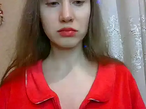 Lynirina online show from February 19, 2026, 1:02 am