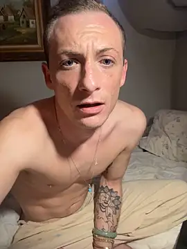 Snapshot of Dubbsssss chatting on December 4, 2025, 2:54 am Dubbsssss online show from December 4, 2025, 2:54 am